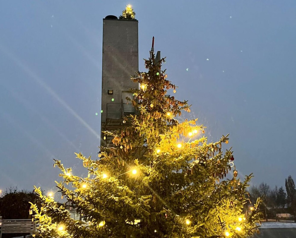 Unser Turm wurde geschmückt